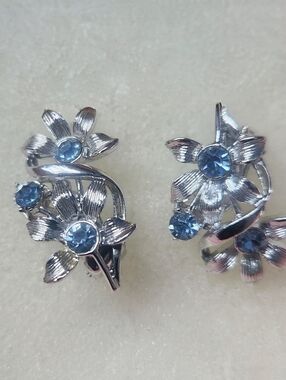 Vintage Blue Crystal Floral Clip-On Earrings Large Statement Jewelry